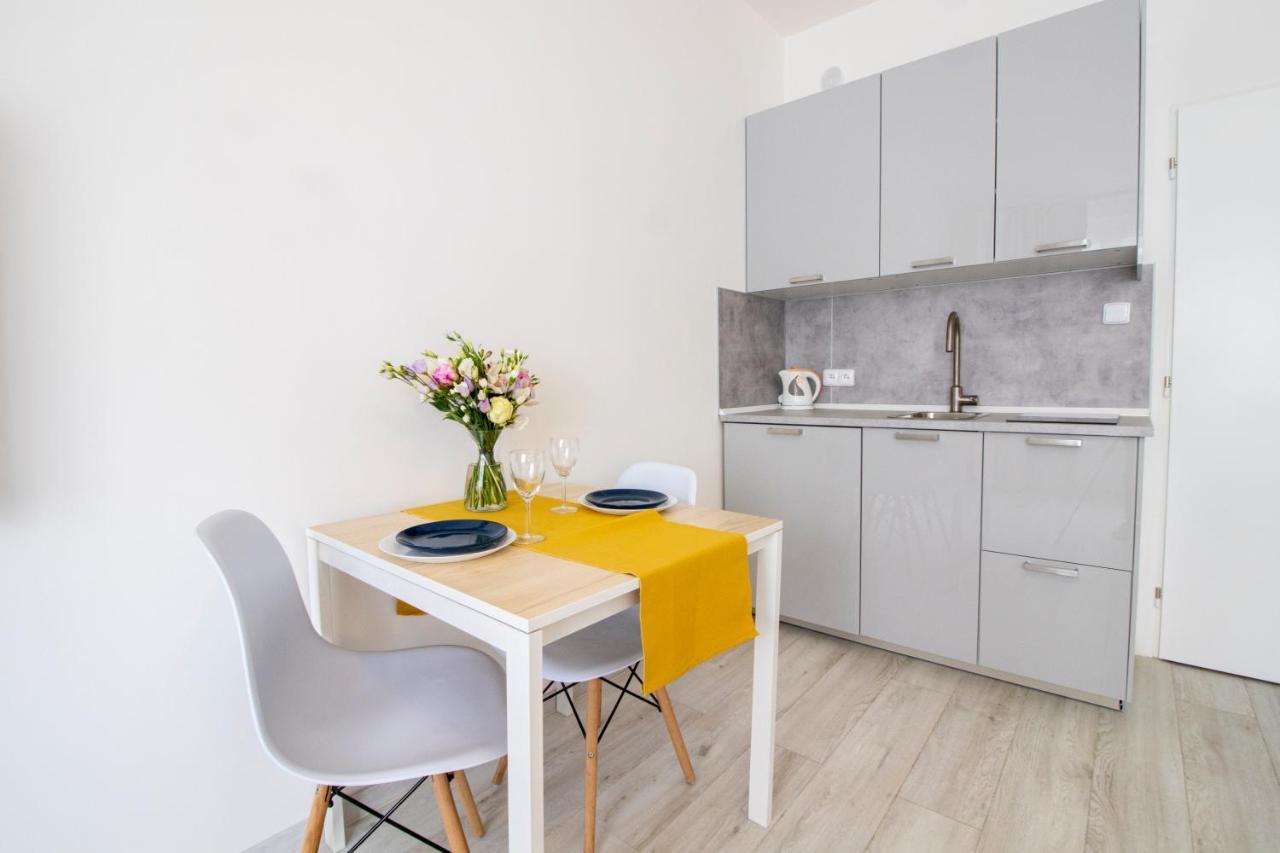 Prague Apartments Екстер'єр фото