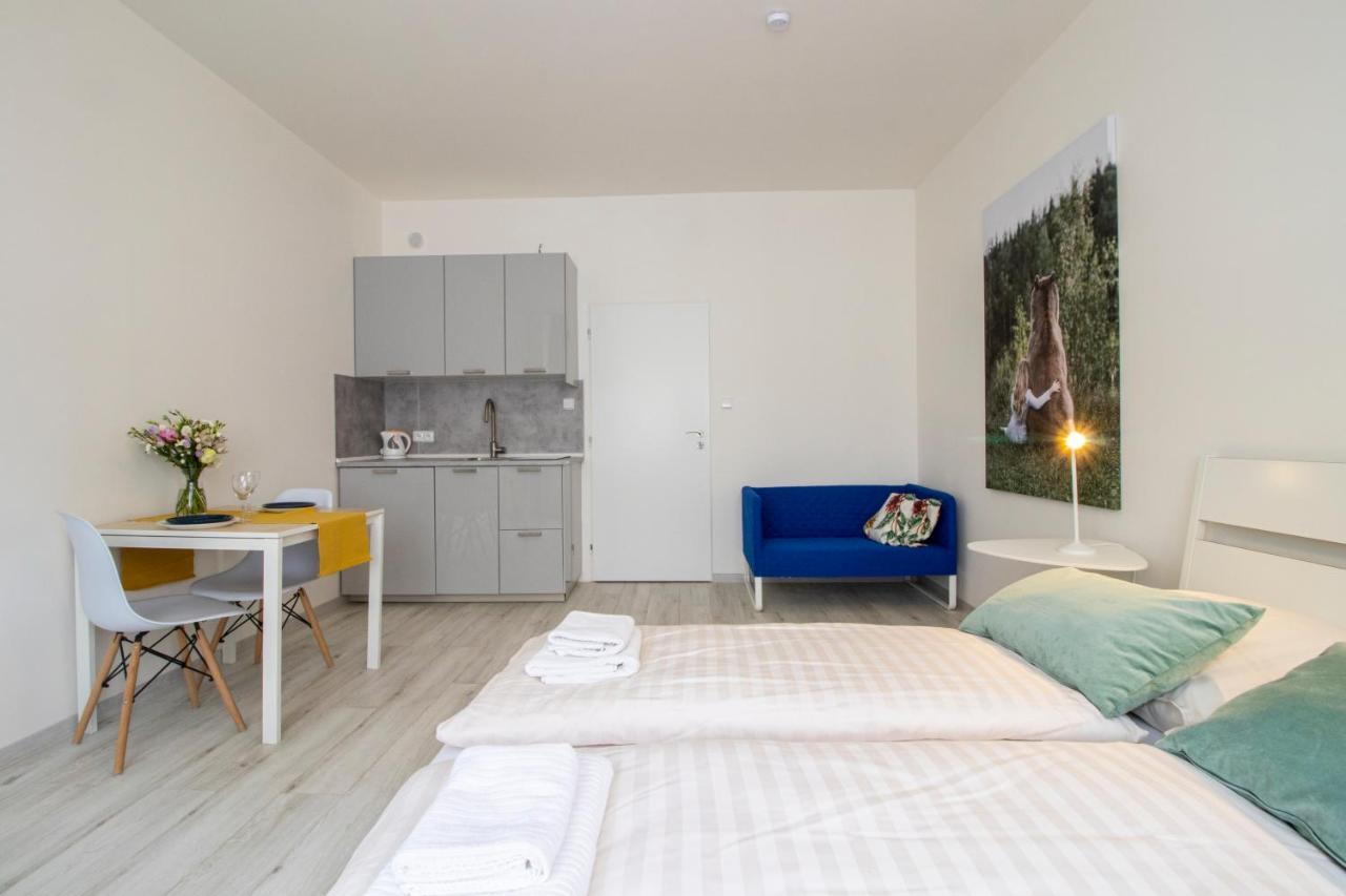 Prague Apartments Екстер'єр фото