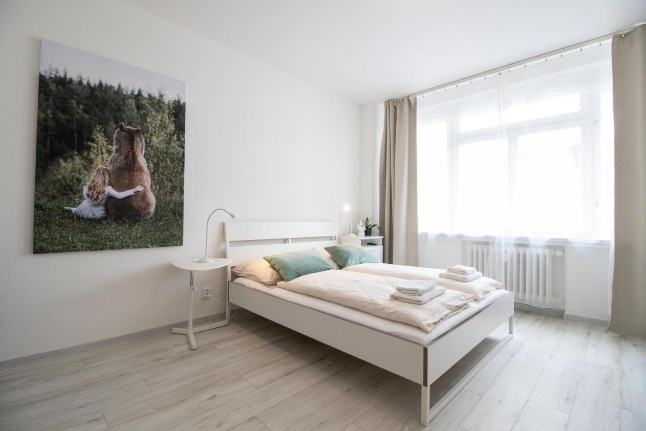 Prague Apartments Екстер'єр фото