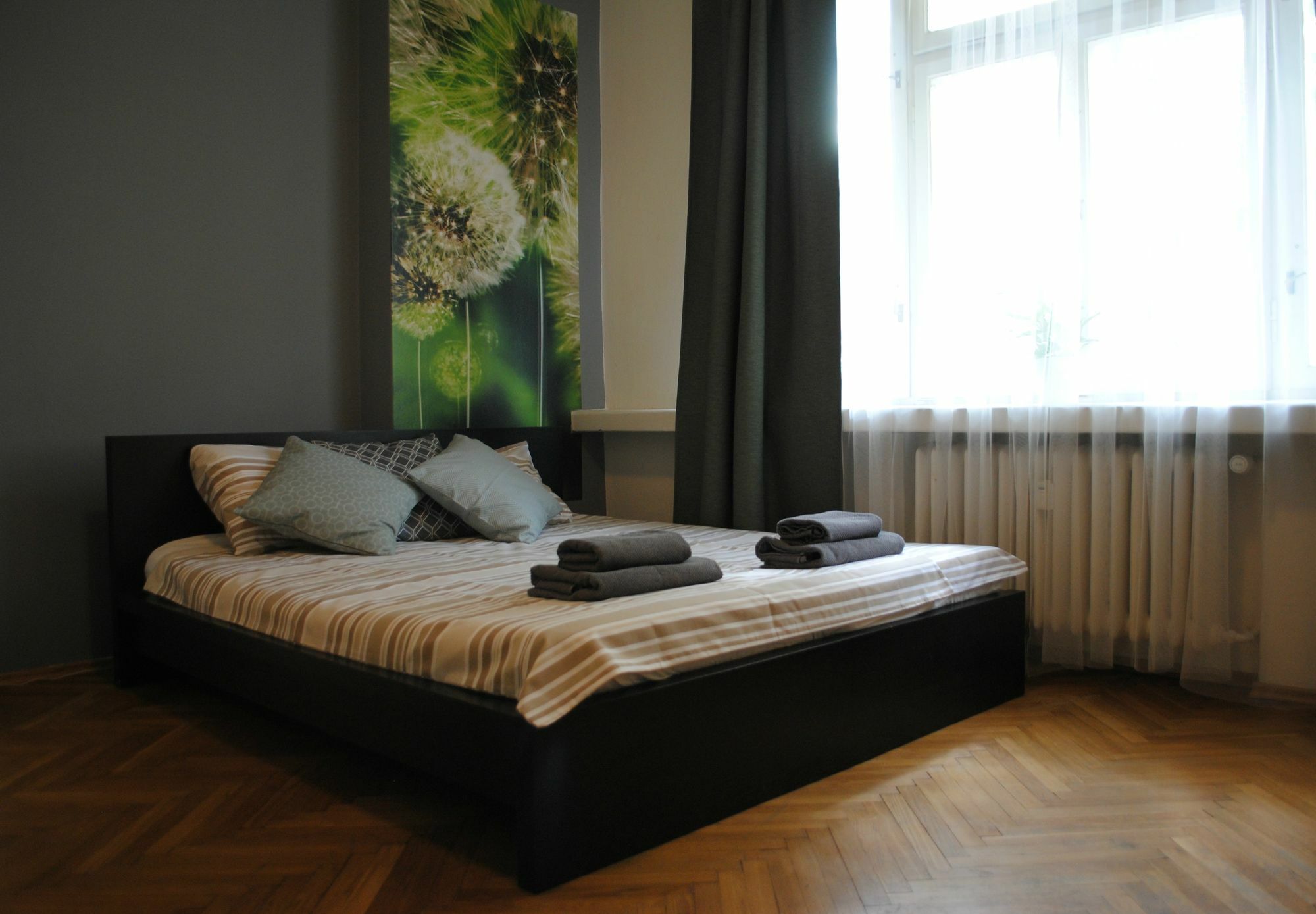 Prague Apartments Екстер'єр фото